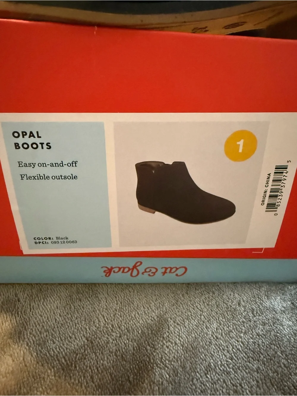 Cat & Jack Size 1 Black Opal Boots